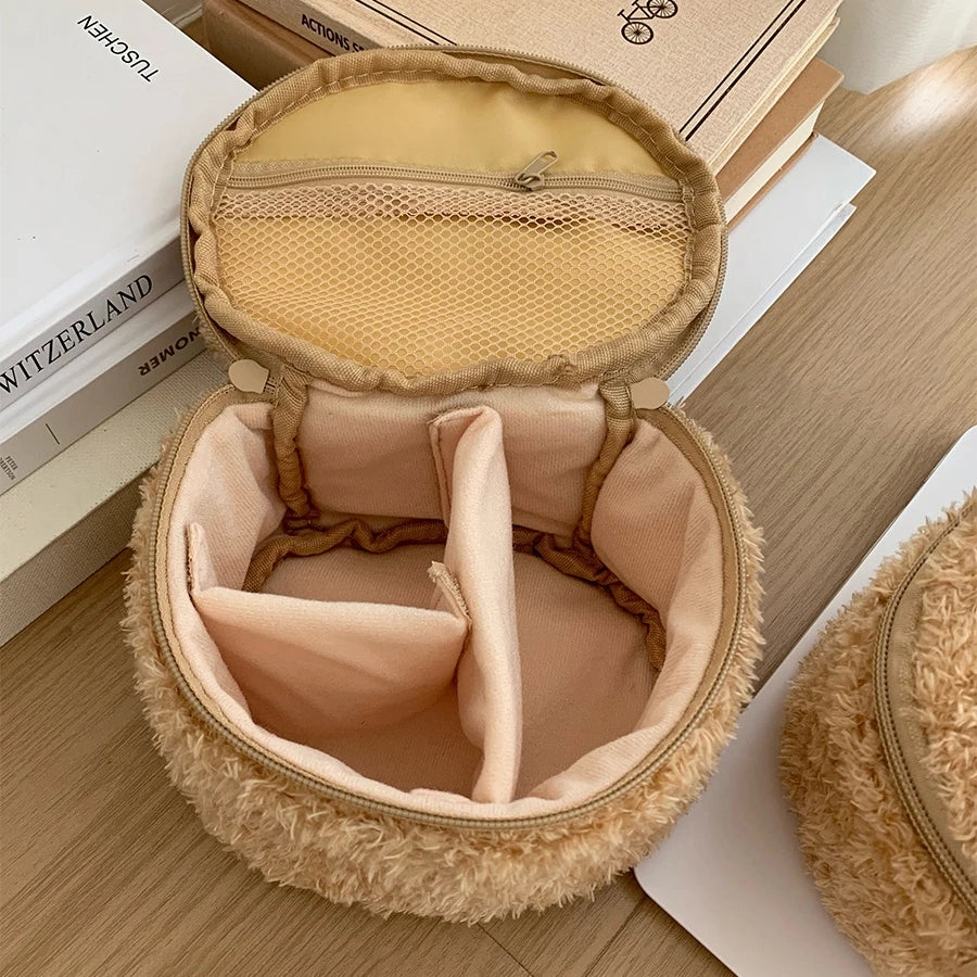 Plüsch-Make-up-Tasche Anime Entspannter Bär – Kosmetiktasche für Frauen, Schmuck‑Aufbewahrungsbeutel, Organizer‑Handtasche für Mädchen, Geschenk – Bestseller“