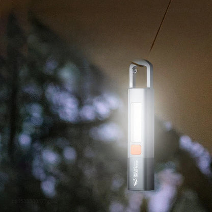 LED-Taschenlampe – Tragbar, Wasserdicht & Zoomfunktion für Camping & Outdoor
